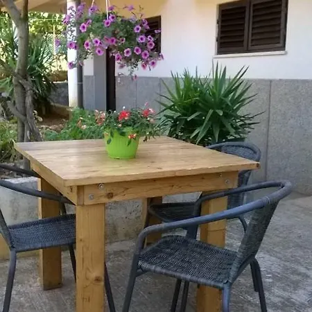 Apartment Anny Pula Exterior photo